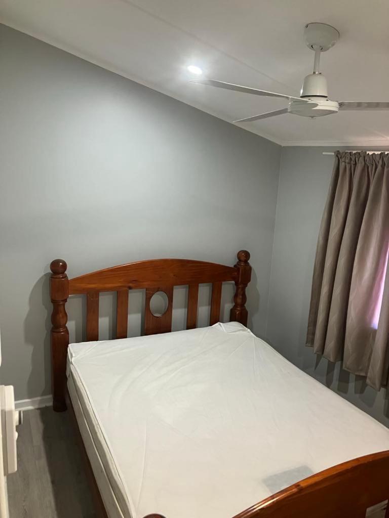 Brockman Cottage 덴험 외부 사진